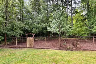 1736 Island Dr NW, Olympia, WA 98502 - Photo 28