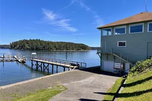 1736 Island Dr NW, Olympia, WA 98502 - Photo 30
