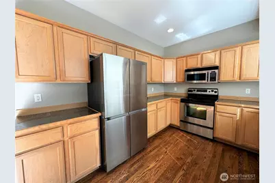 20431 SE 261st Place, Covington, WA 98042 - Photo 2