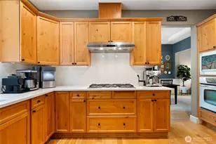 9204 234th Pl SW, Edmonds, WA 98020 - Photo 8