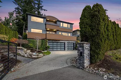 11262 SE 34th St, Bellevue, WA 98004 - Photo 2