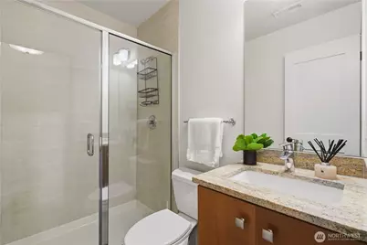 11262 SE 34th St, Bellevue, WA 98004 - Photo 36