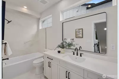 9434 Olson Place SW, Seattle, WA 98106 - Photo 26