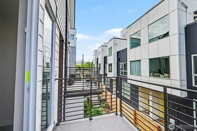 7120 B Beacon Avenue S #2, Seattle, WA 98108 - Photo 32