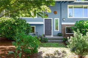 2051 NE Bartre Ct, Poulsbo, WA 98370 - Photo 2