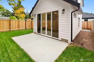 13005 1st Ave NE, Seattle, WA 98125 - Photo 16