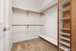 9901 NE 4th St, Bellevue, WA 98004 - Photo 18