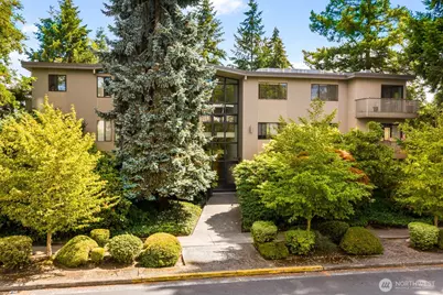 9901 NE 4th Street #1, Bellevue, WA 98004 - Photo 2