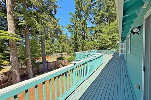 12901 Avante Dr, Silverdale, WA 98383 - Photo 16