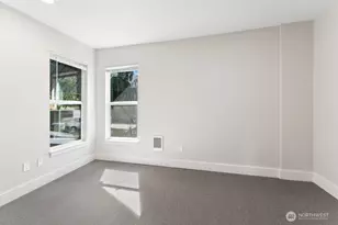 5243 19th Ave NE, Seattle, WA 98105 - Photo 16