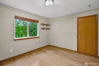 5827 176th Drive SE, Snohomish, WA 98290 - Photo 16