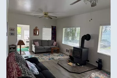 416 South Shore Road, Quinault, WA 98575 - Photo 4