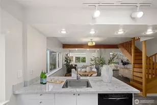16518 Stone Ave N, Shoreline, WA 98133 - Photo 12