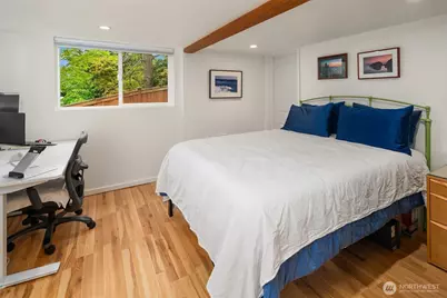 2820 27th Avenue W, Seattle, WA 98199 - Photo 26