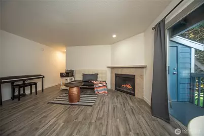 16817 Larch Way #D206, Lynnwood, WA 98037 - Photo 18