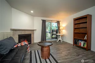 16817 Larch Way, Lynnwood, WA 98037 - Photo 14