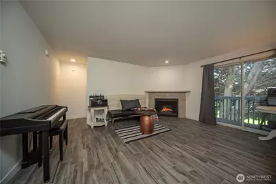 16817 Larch Way #D206, Lynnwood, WA 98037 - Photo 20