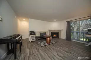 16817 Larch Way, Lynnwood, WA 98037 - Photo 20