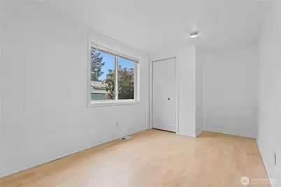 11710 & 11708 Vickery Avenue E, Tacoma, WA 98446 - Photo 18