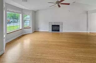5209 NE 25th Pl, Vancouver, WA 98663 - Photo 2