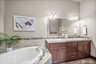 4005 NE 3rd Pl, Renton, WA 98056 - Photo 12