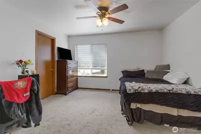 10014 Dragt Street SE, Yelm, WA 98597 - Photo 16