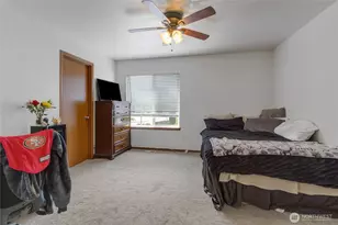 10014 Dragt St SE, Yelm, WA 98597 - Photo 16