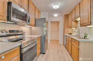 4016 220th Pl SE, Issaquah, WA 98029 - Photo 8
