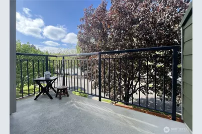 12511 SE 41st Place #A301, Bellevue, WA 98006 - Photo 12