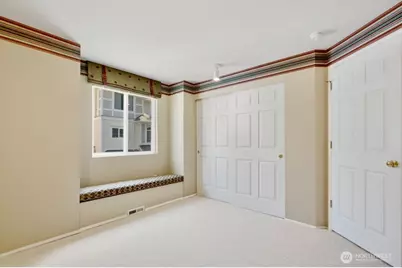 6699 SE Cougar Mountain Way, Bellevue, WA 98006 - Photo 22
