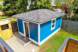 828 Tyler St, Port Townsend, WA 98368 - Photo 24