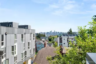 815 N 48th St, Seattle, WA 98103 - Photo 4