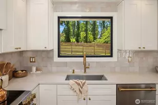 7709 Ridgecrest Ln, Mercer Island, WA 98040 - Photo 8
