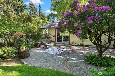 200 154th Place SE, Bellevue, WA 98007 - Photo 26
