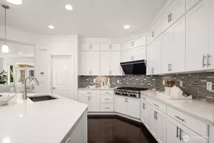 1270 Pine Crest Cir NE, Issaquah, WA 98029 - Photo 8