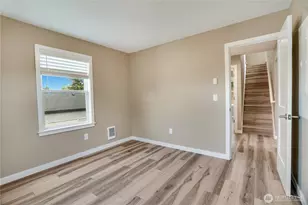 7611 27th St W, Tacoma, WA 98466 - Photo 12