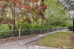 10825 SE 200th St, Kent, WA 98031 - Photo 18
