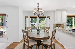 22716 NE 25th Way, Sammamish, WA 98074 - Photo 12