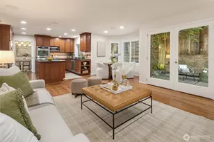 1010 106th Ave SE, Bellevue, WA 98004 - Photo 20