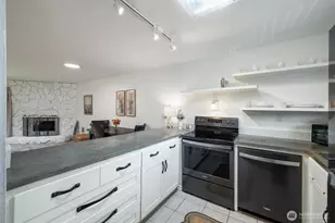 8017 196th St SW, Edmonds, WA 98026 - Photo 14