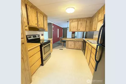 7508 47th Avenue NE #6, Marysville, WA 98270 - Photo 8