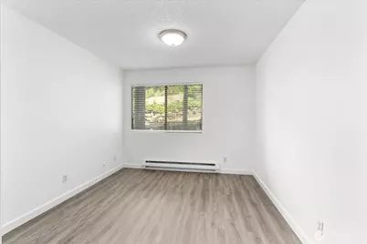 12517 NE 23rd Place #A3, Bellevue, WA 98005 - Photo 16