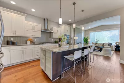 13424 Little Bear Creek Place, Woodinville, WA 98072 - Photo 8
