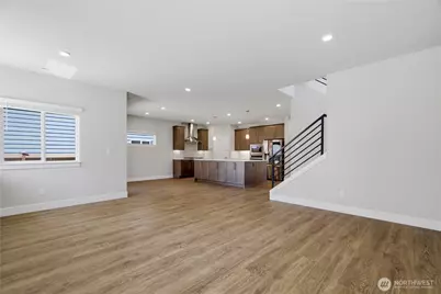 6302 SW 206th Pl, Lynnwood, WA 98036 - Photo 10