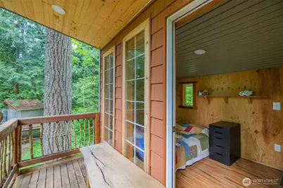14121 Beaver Drive SE, Rainier, WA 98576 - Photo 12