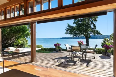 16223 Reitan Road NE, Bainbridge Island, WA 98110 - Photo 2