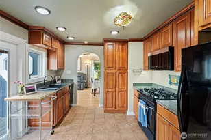 8016 E Daniels Loop, Port Orchard, WA 98366 - Photo 8