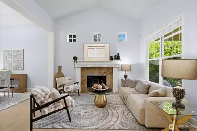 10115 NE 24th St, Bellevue, WA 98004 - Photo 4