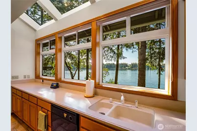 56 Silcox Island, Lakewood, WA 98498 - Photo 10
