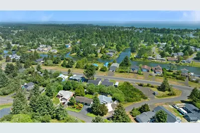 124 N Wynoochee Drive SW, Ocean Shores, WA 98569 - Photo 30